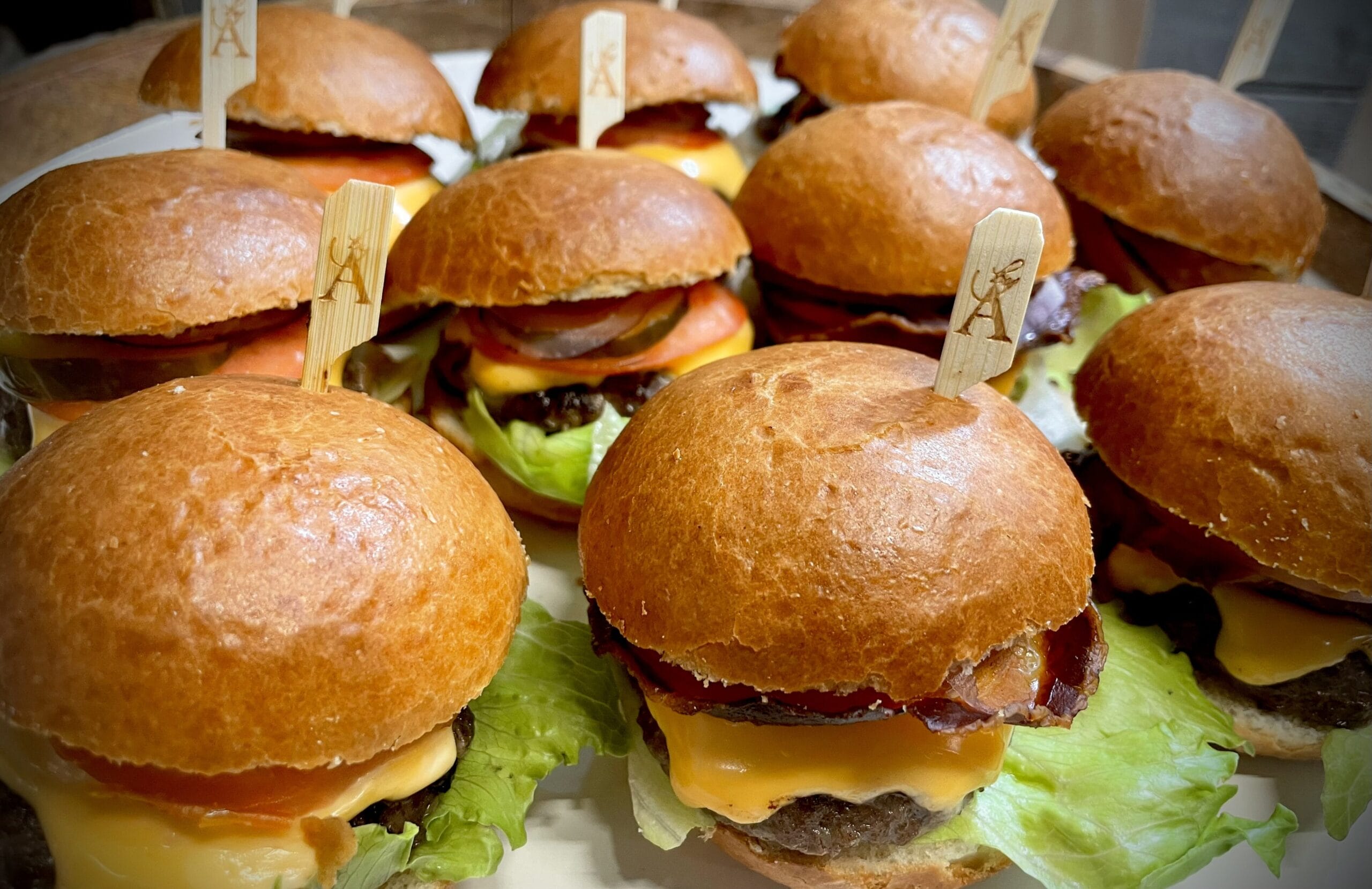 Mini hamburgers vanaf 5 stuks
